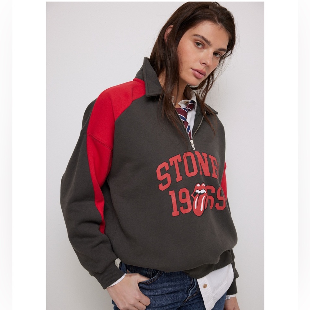 NWT CHASER ROLLING STONES 1969 QUARTER ZIP